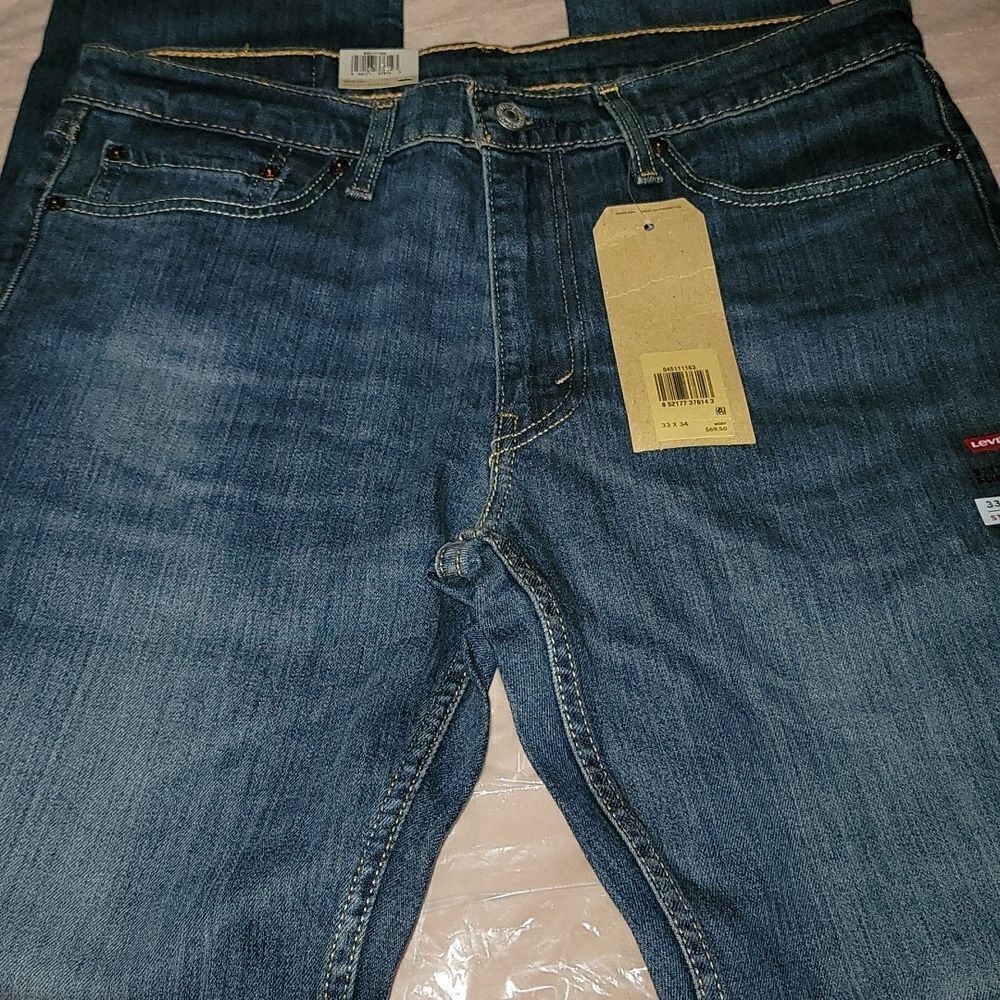 🎉Host Pick🎊 Levi Strauss Jeans - Picture 10 of 10